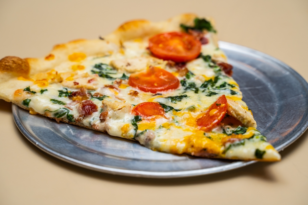 Med. Chicken Alfredo Pizza.
