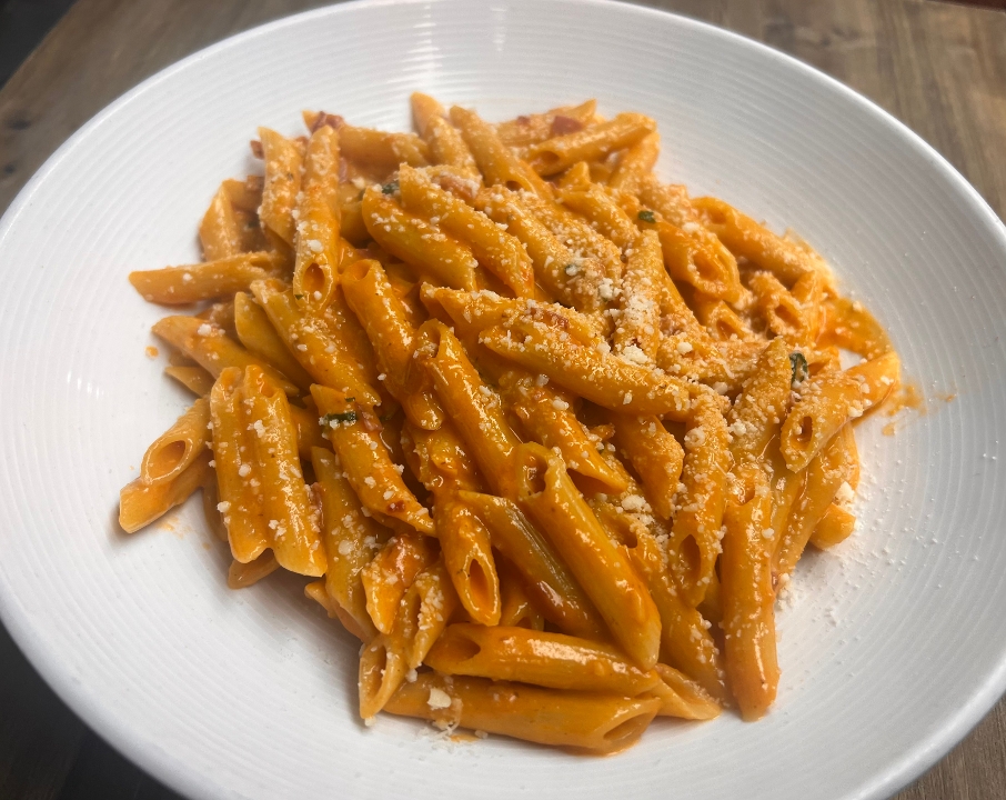 Rigatoni alla Vodka.