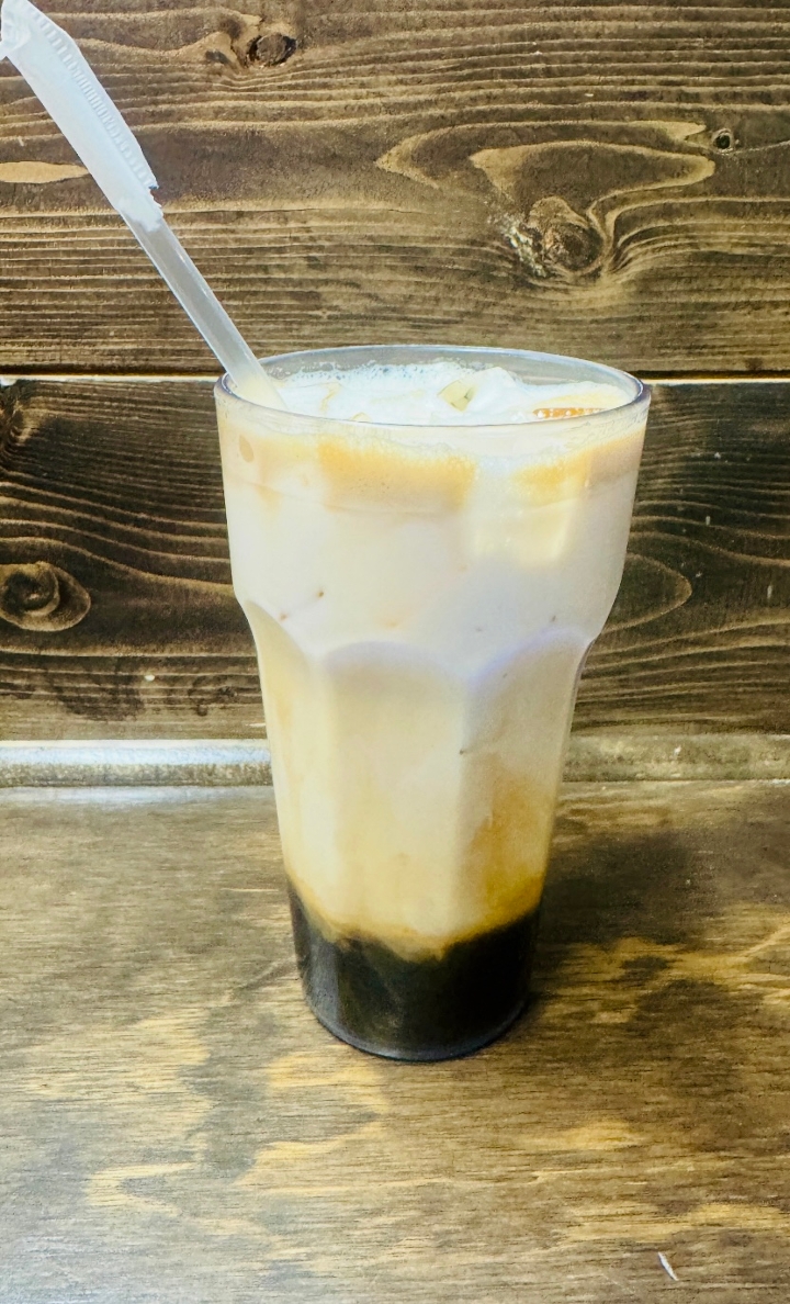 CAFE FRIO | COLD BREW LATTE.