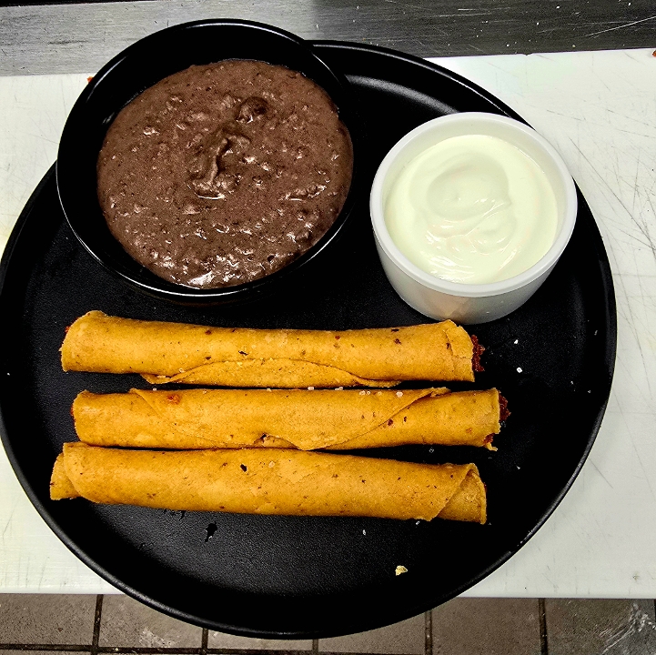 Nino Chicken Flautas.