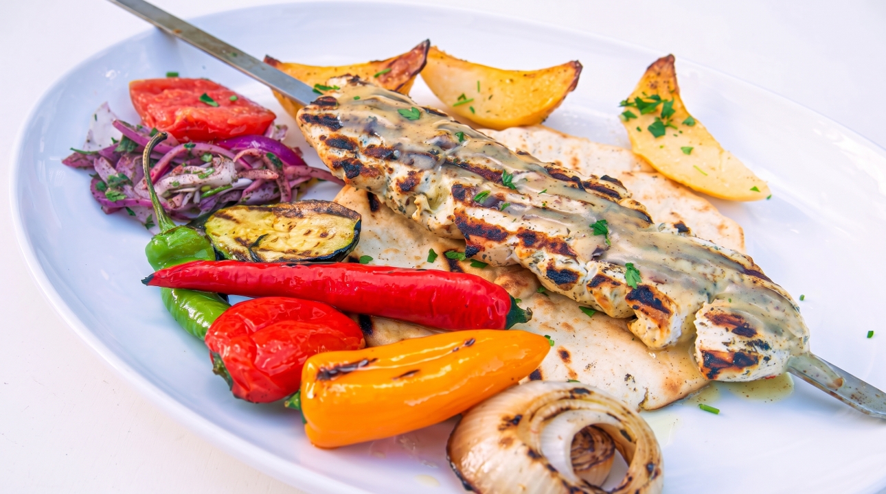 Kids Chicken Kebab & Fries.