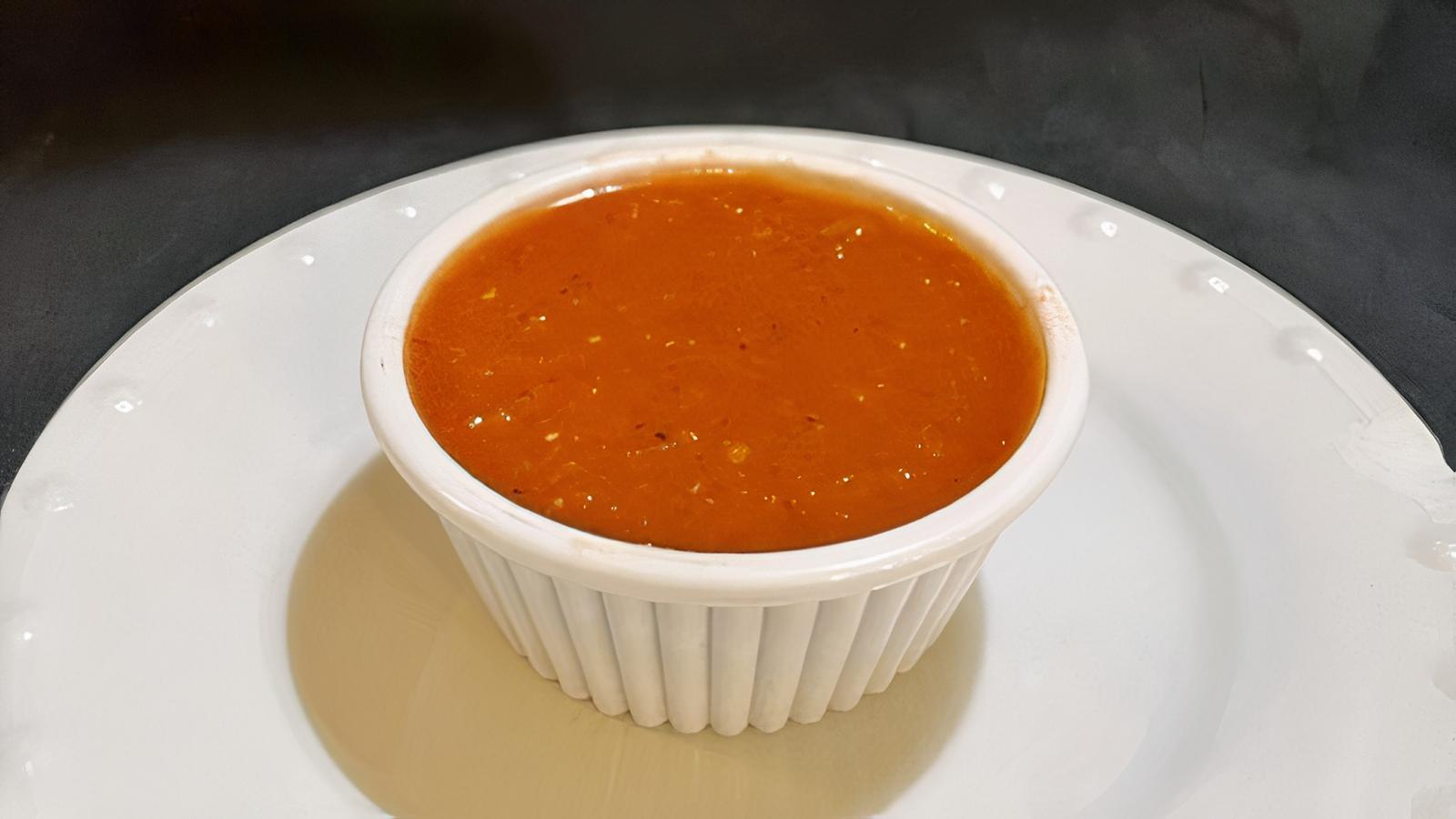 1/2 pint Roasted Hot Salsa.