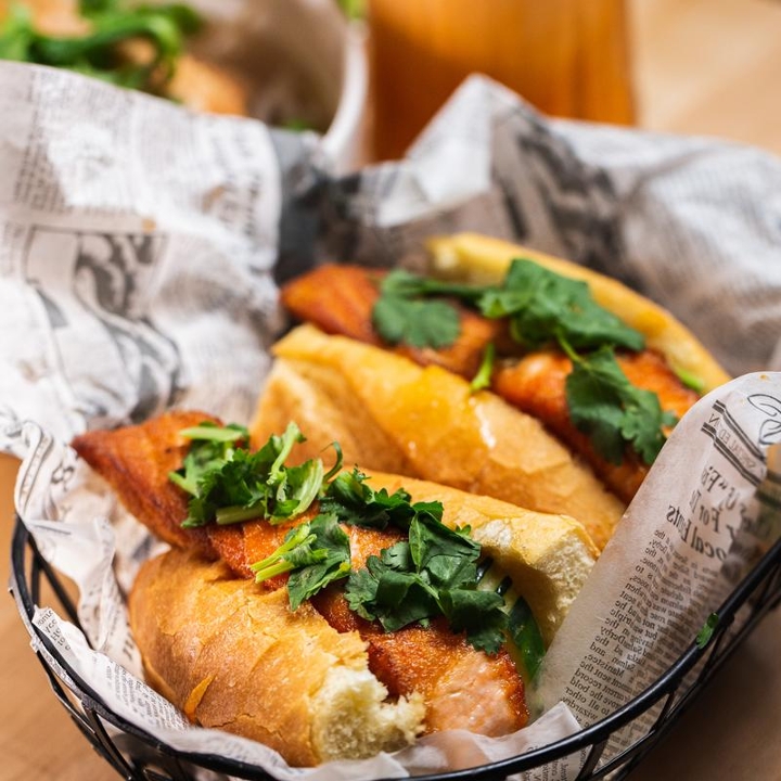 Bahn Mi: Salmon.