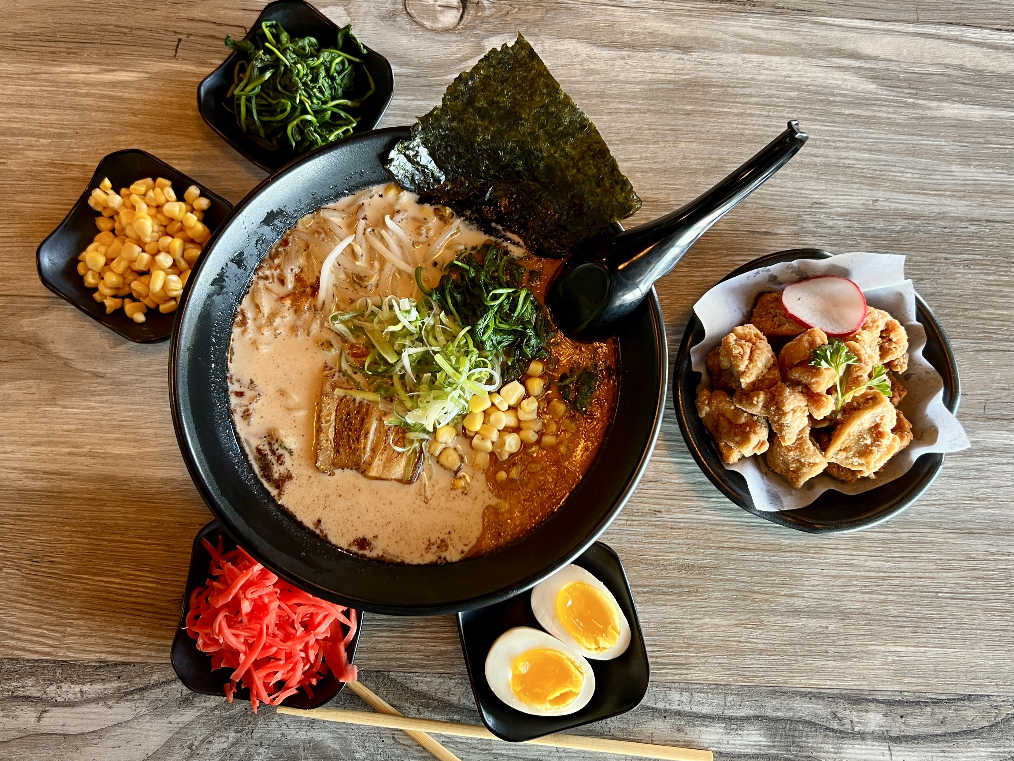 Pro Combo (Pro Slurpin' Ramen + Sesame Chicken ).