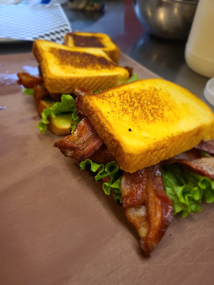BLT Sammich.