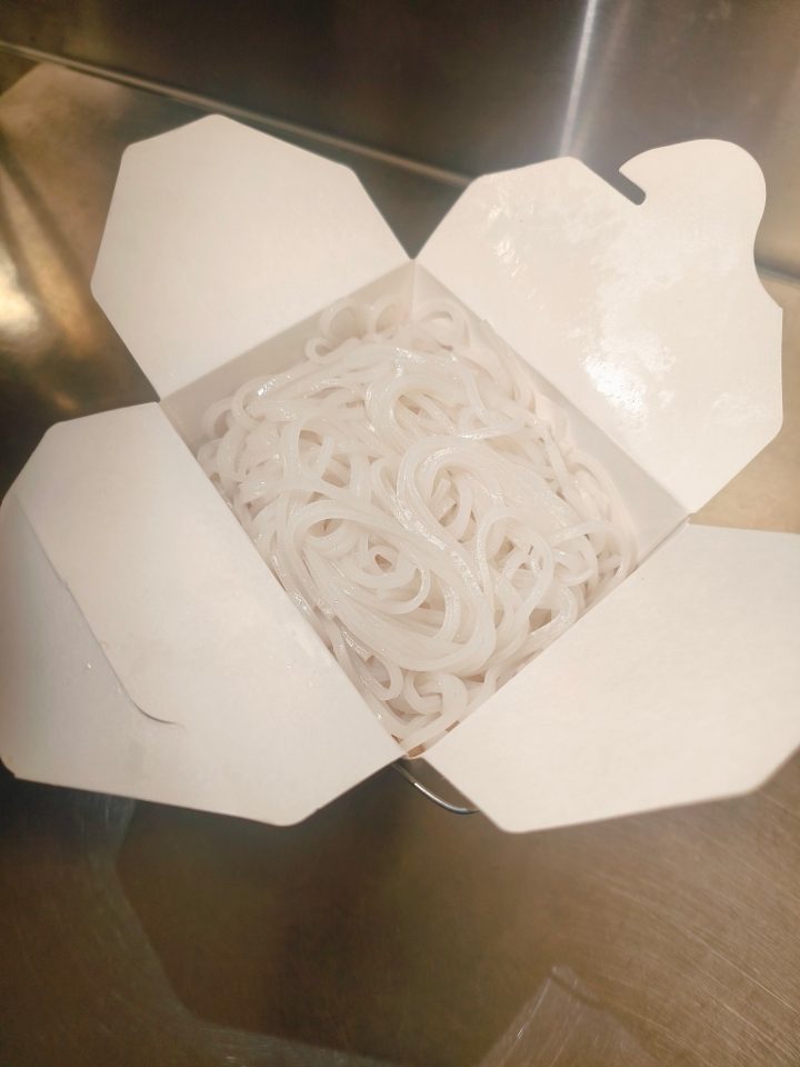 Thin Rice Noodle.
