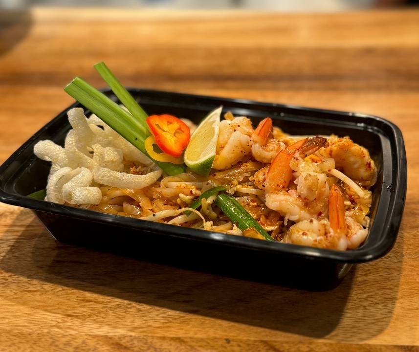 Pad thai shrimp & chicken.