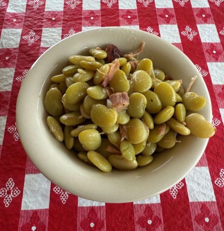Side Limas.