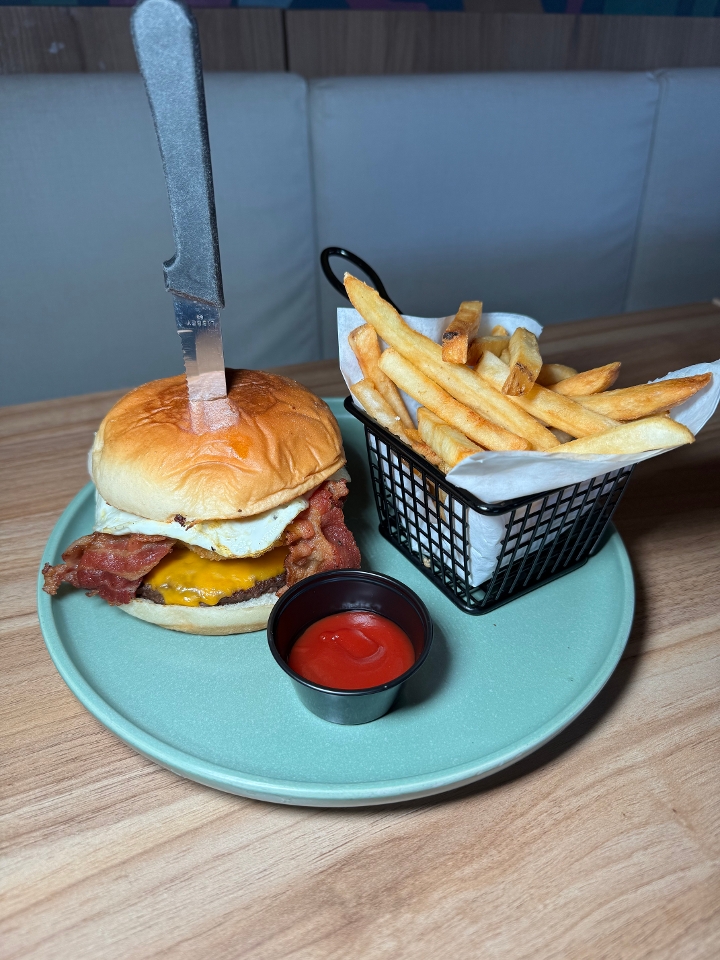 Breakfast Burger.