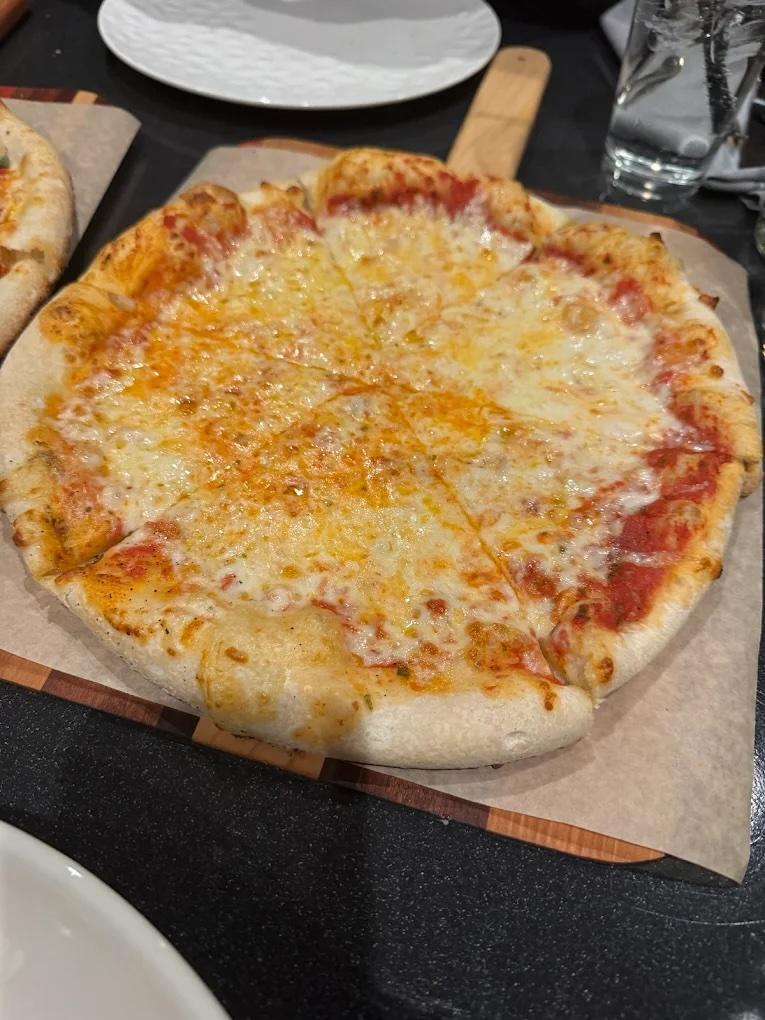 CHEESE PIZZA.
