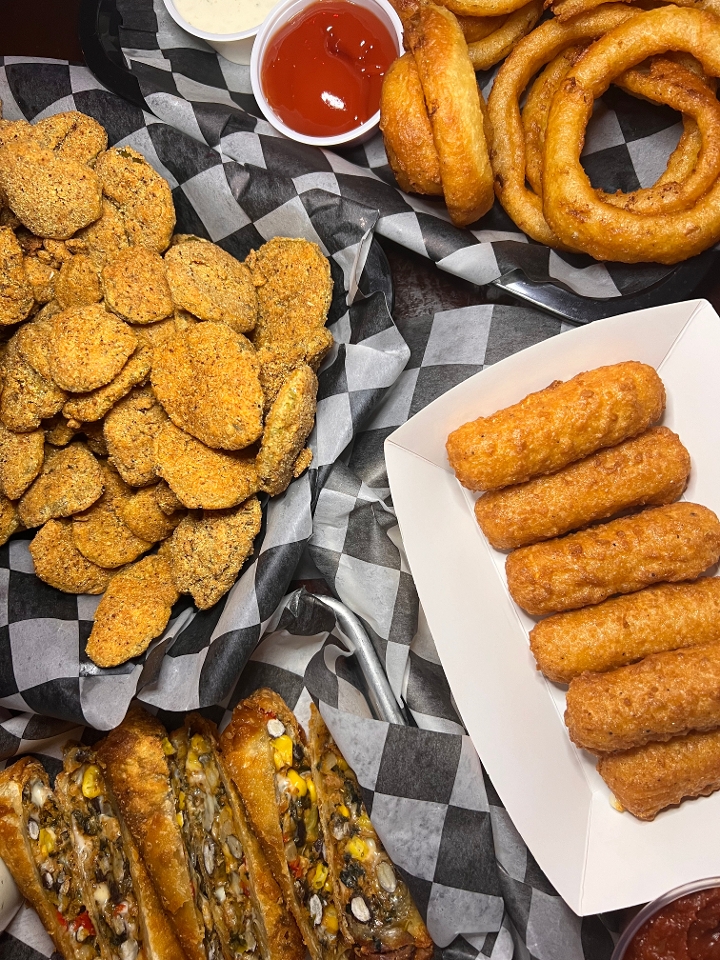 Mozzarella Sticks (5).