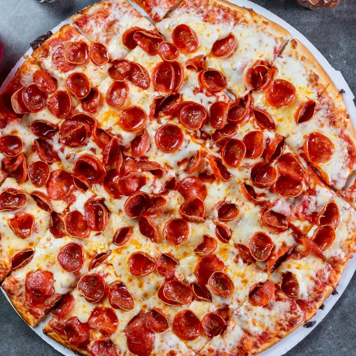 Medium pizza.