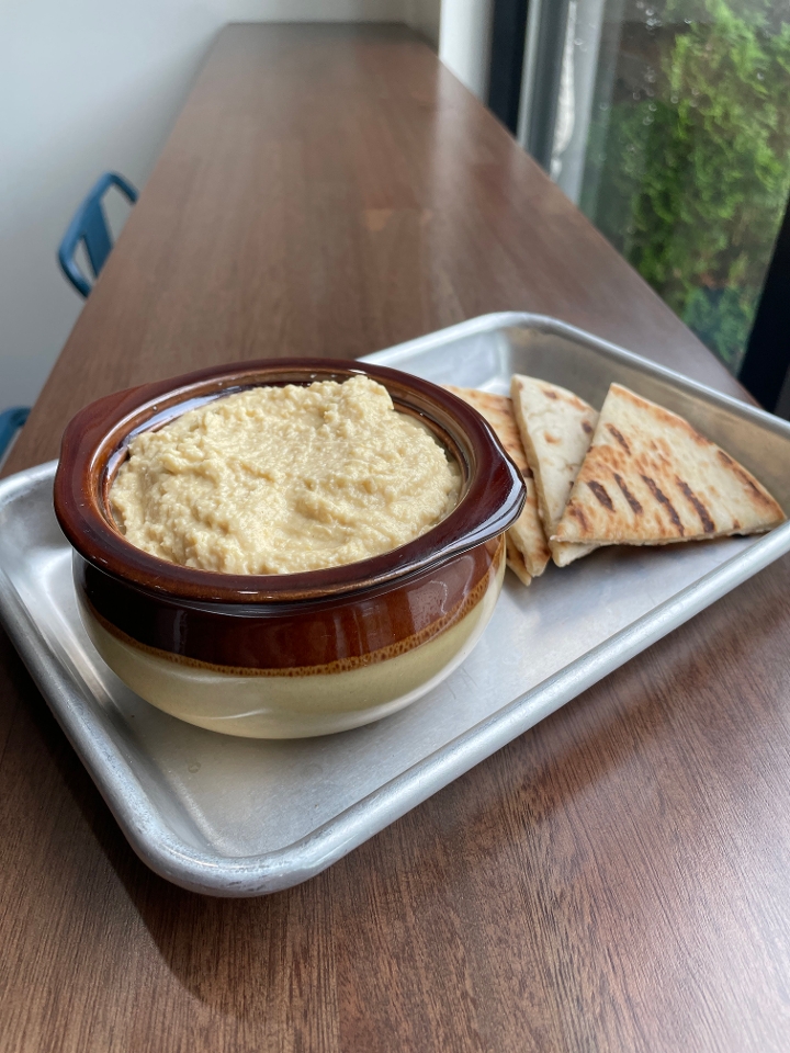 HUMMUS DIP.