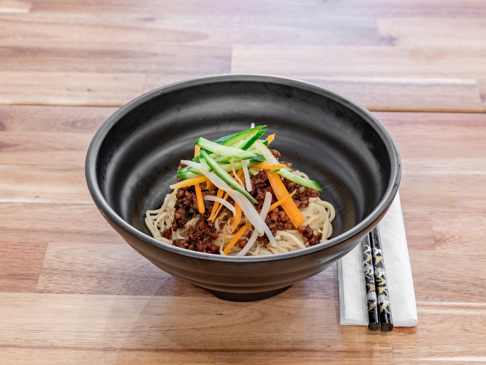 D-1 Minced Pork Noodles (炸酱面).