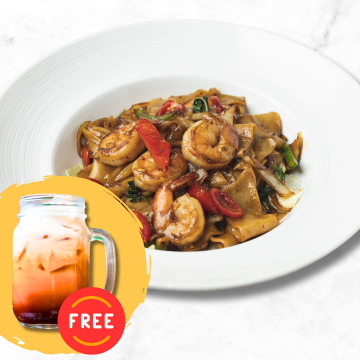 Drunken Noodle - Pad Kee Mao (with FREE Thai Iced Tea).