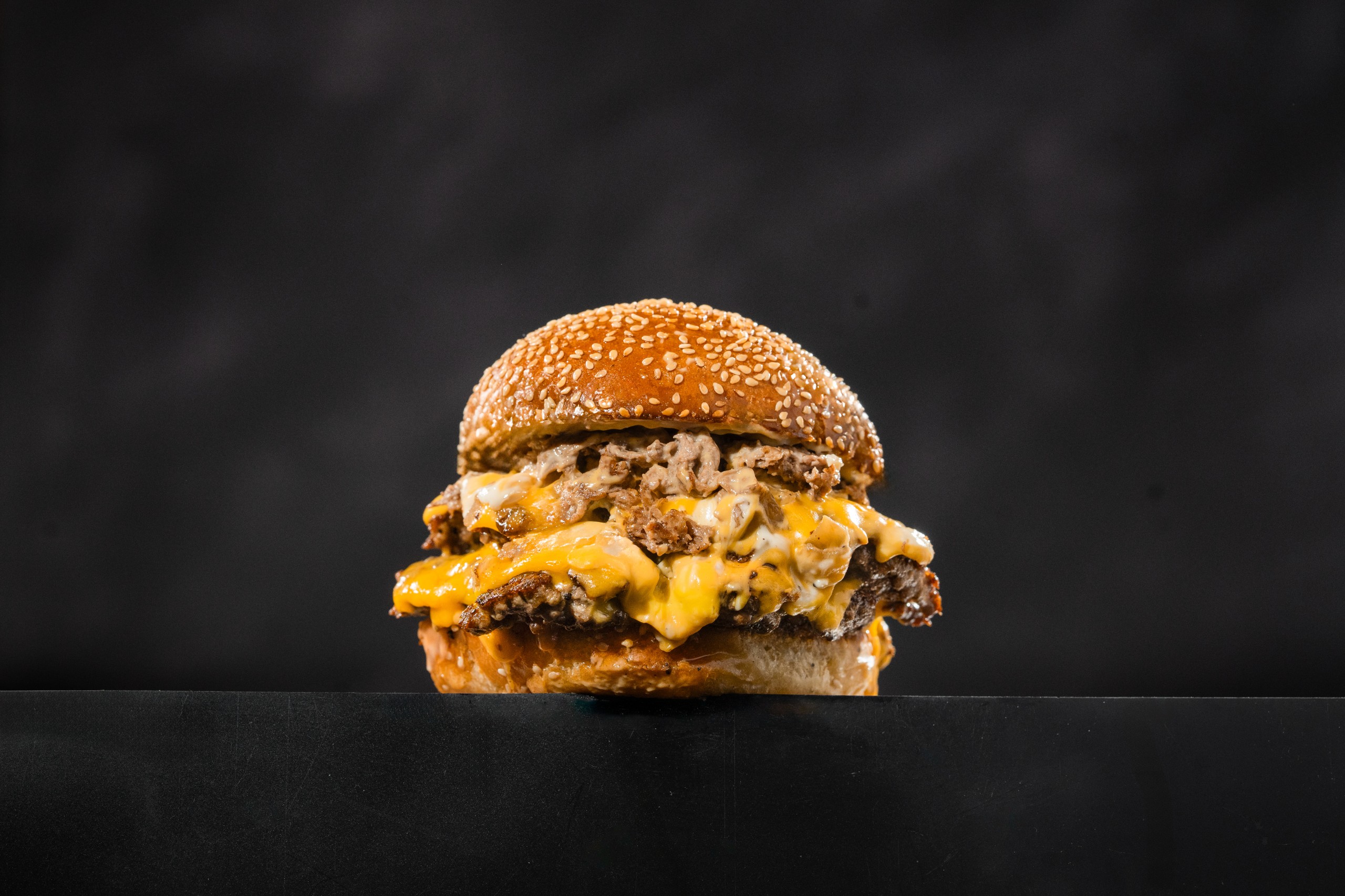 Hot Mess & Cheese Burger.