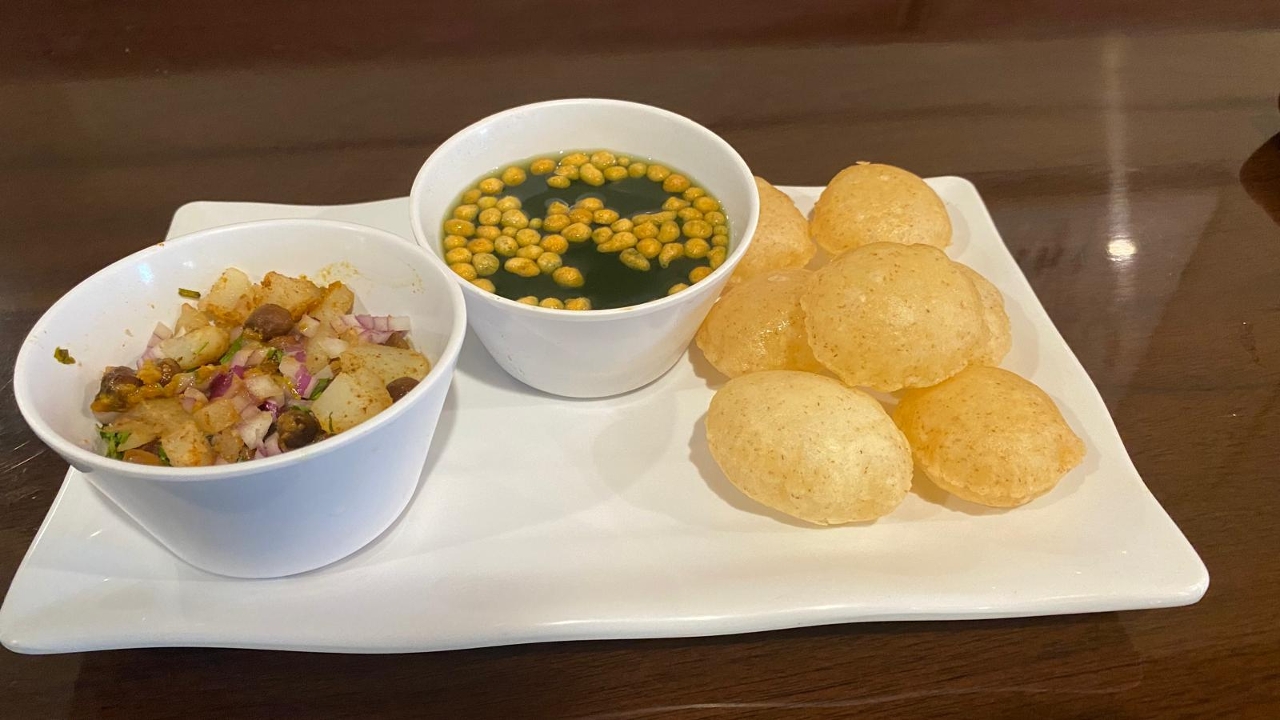 PANI PURI.