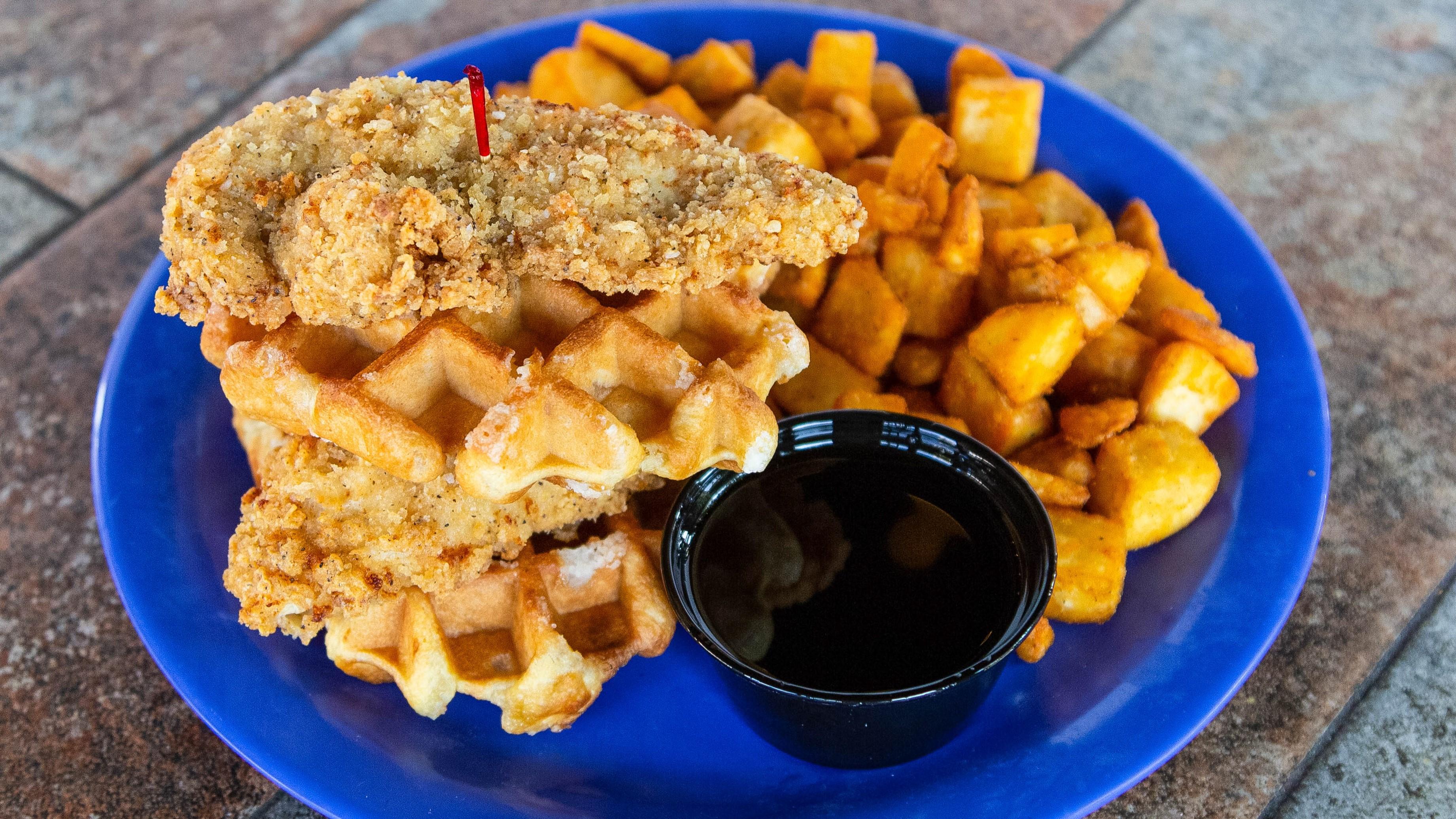 CHICKEN & SUGAR CRISP WAFFLES.