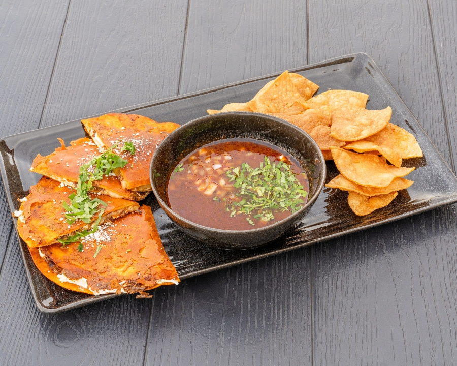 Quesobirria.