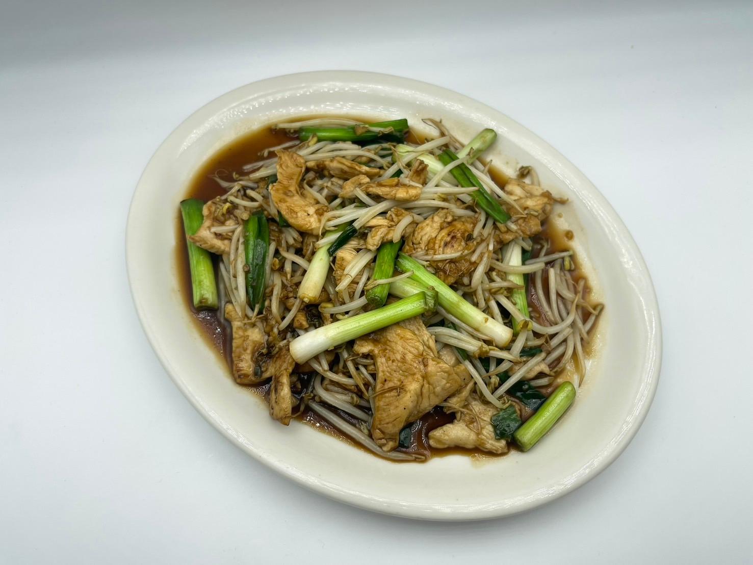 P34 Stir-Fried Bean Sprout.