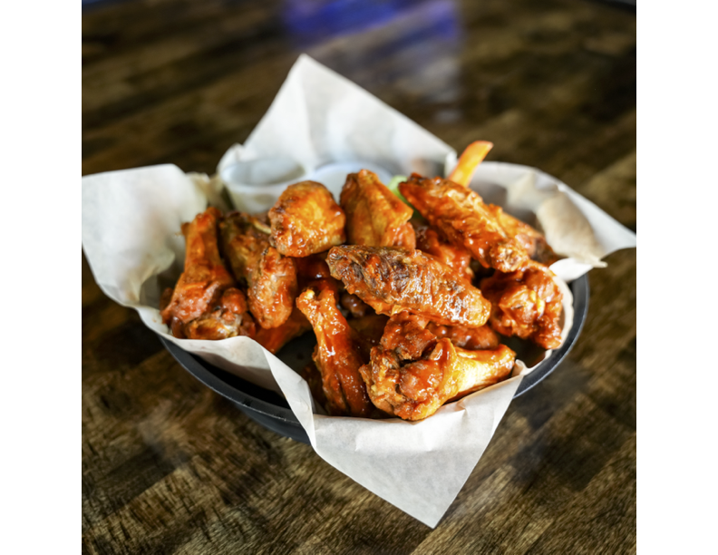 15 Traditional Wings.