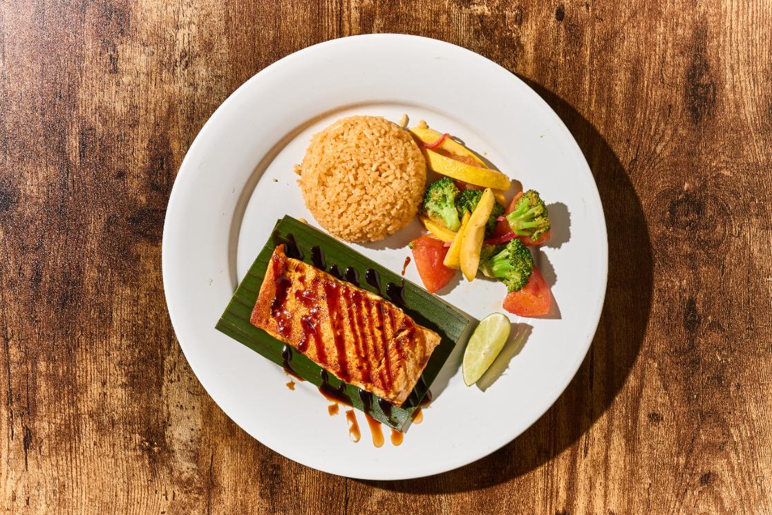 SARA' PASTOR SALMON.