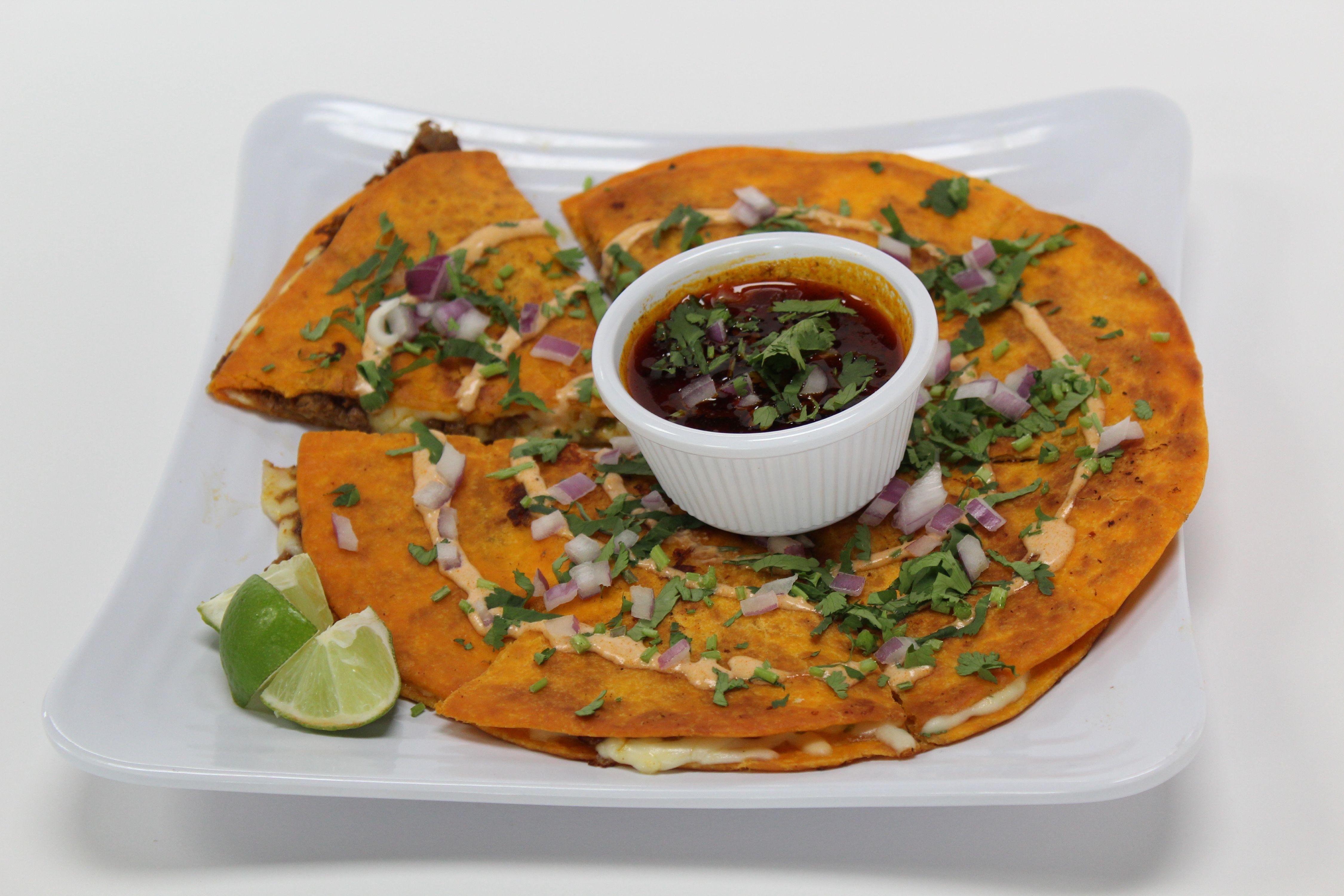 PIZZA BIRRIA.