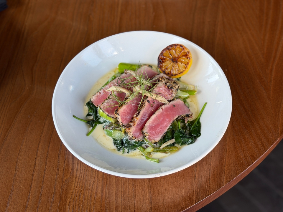 SEARED AHI TUNA gf.