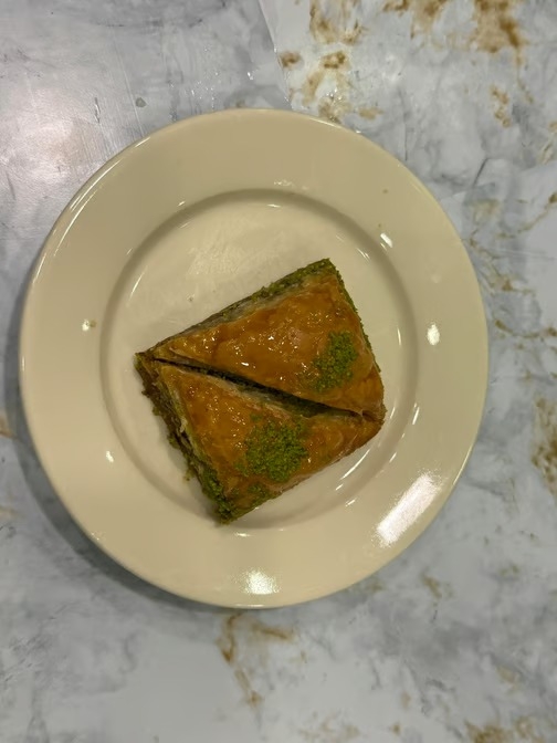 TRIANGLE BAKLAVA..