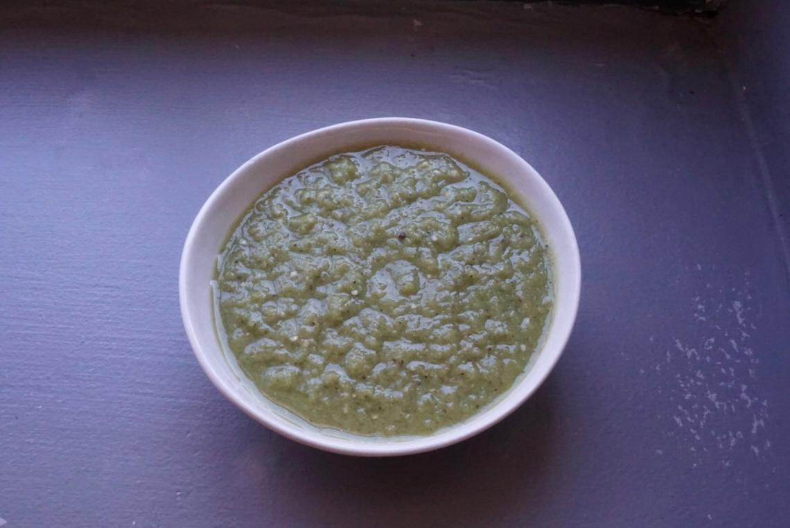 Tomatillo (Medium).