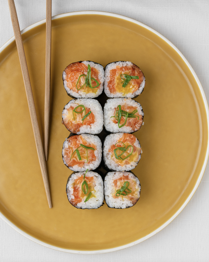 Salmon Roll.