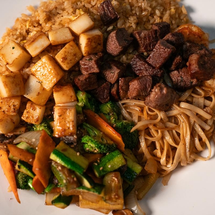 HIBACHI DINNER FILET & CALAMARI.