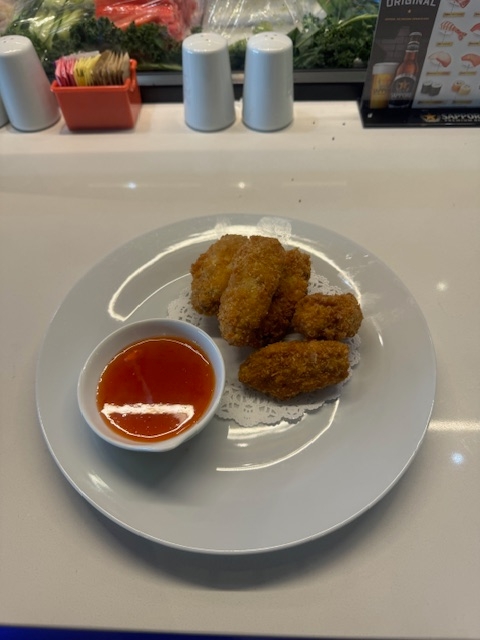 Chicken Wings / Sticky Rice.