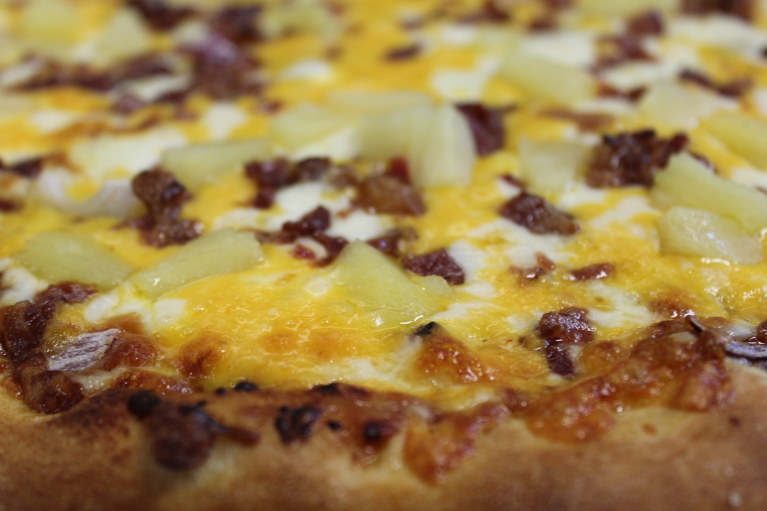 Large | Legendary Bar B Que.