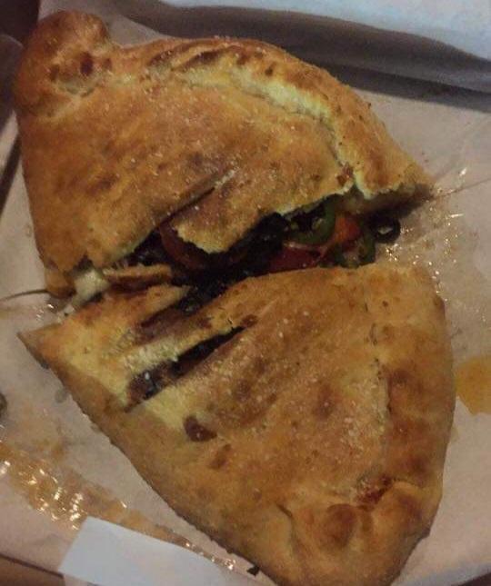 SM 5 TOPPING CALZONE.