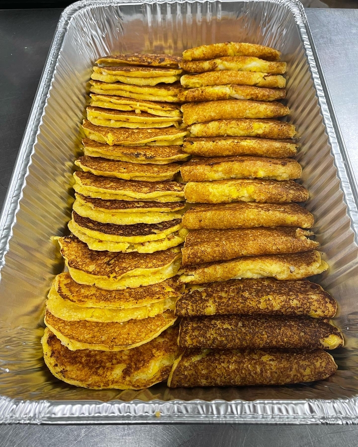 30 Mini Cachapas.