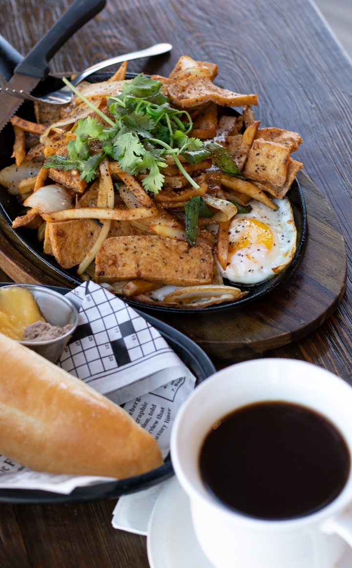 Skillets Frites & Egg.