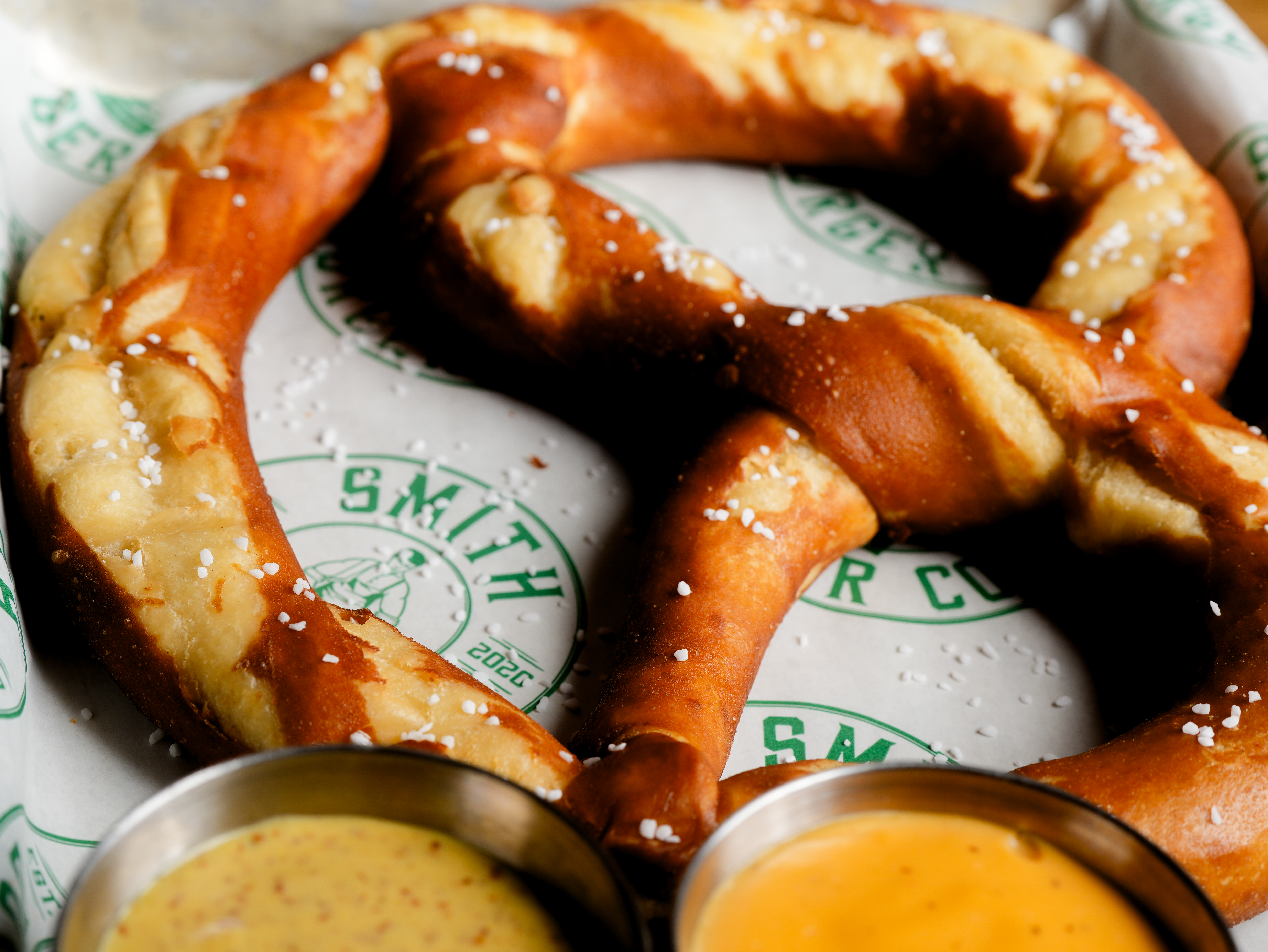 COLLECTIVE PRETZEL.