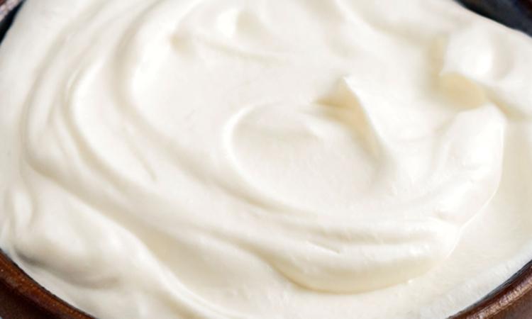 16 Oz Sour Cream.