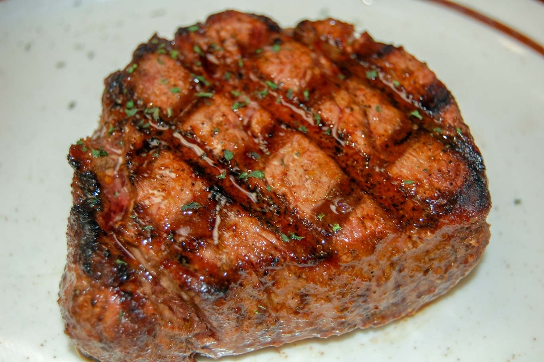 Filet Mignon (8oz).