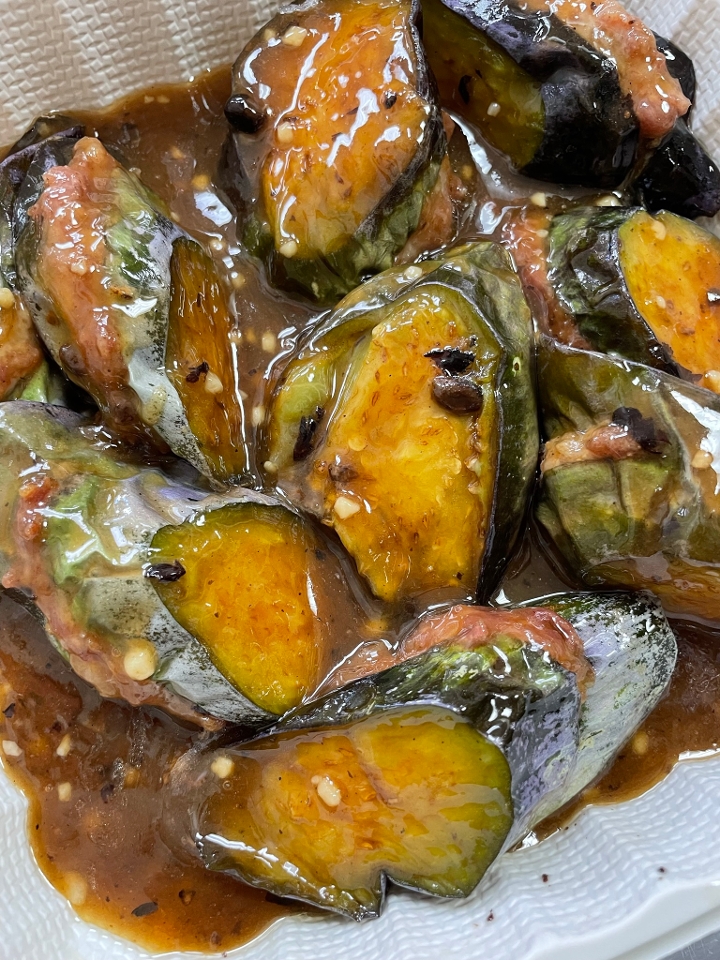 釀茄子 106.Stuffed Eggplant.