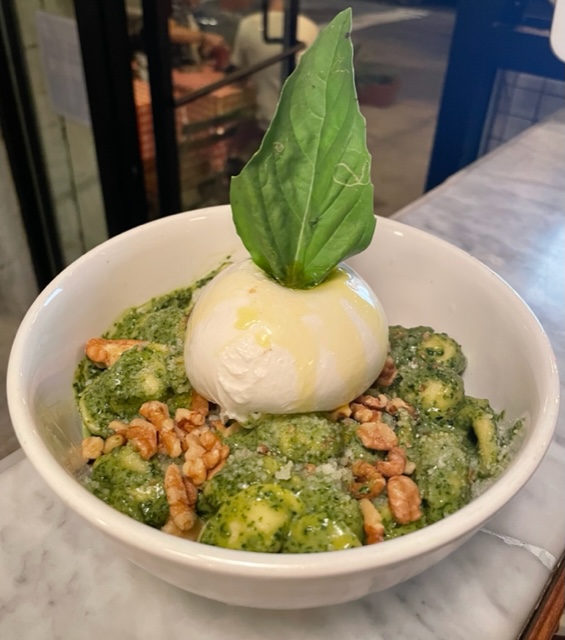 Orecchiette pesto.