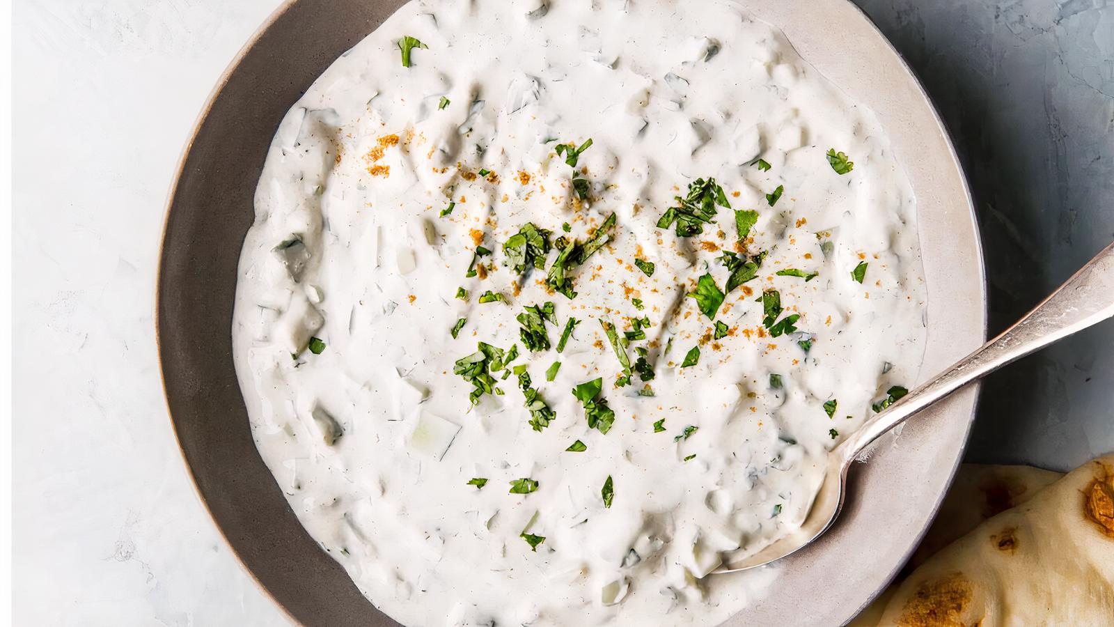 Raita (Yogurt Sauce).