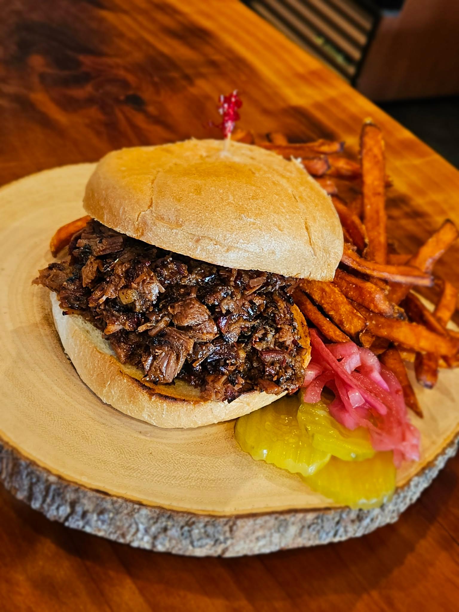 Chopped Brisket Sammich.
