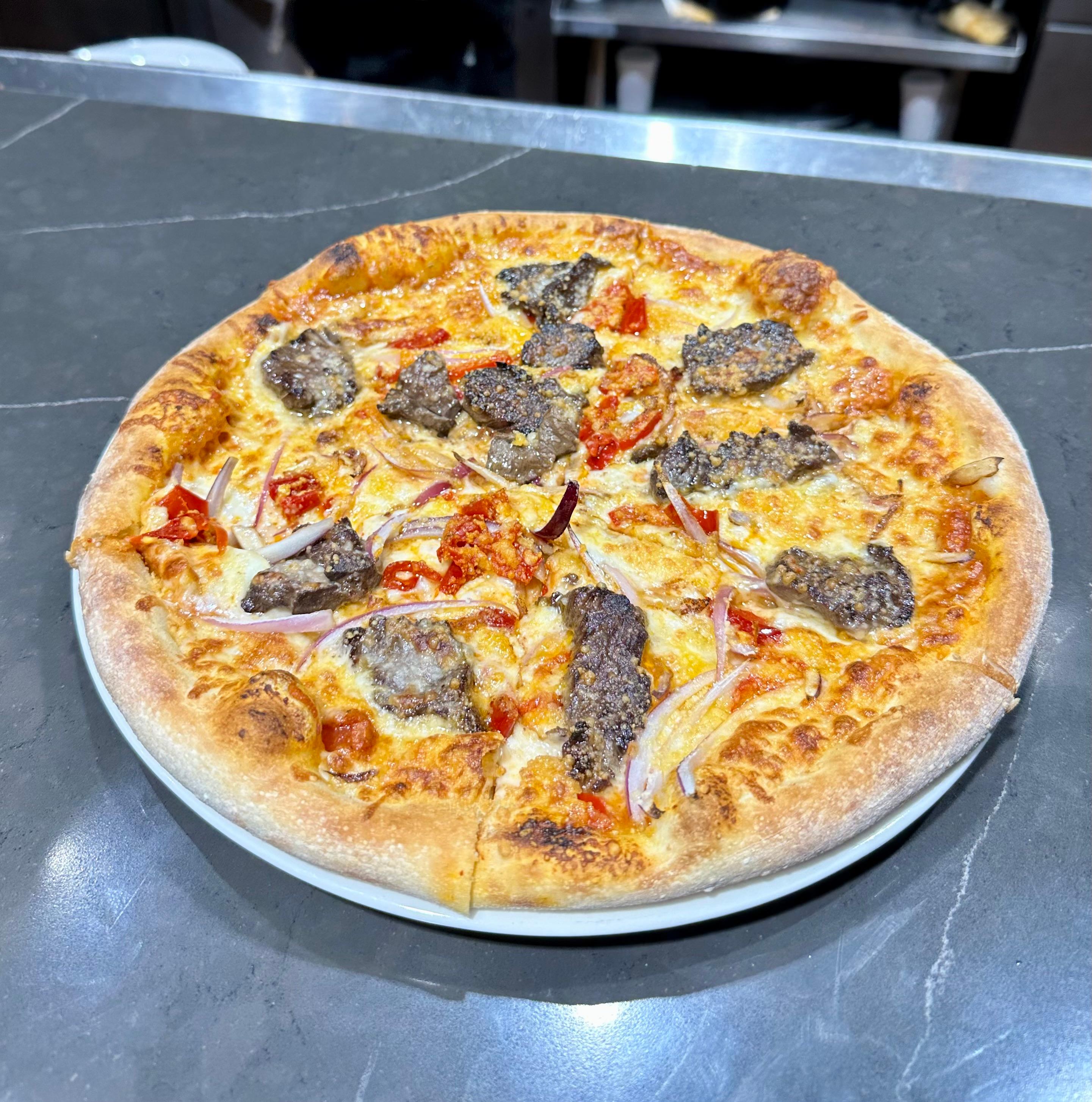 Bistecca Alla Toscana Pizza.