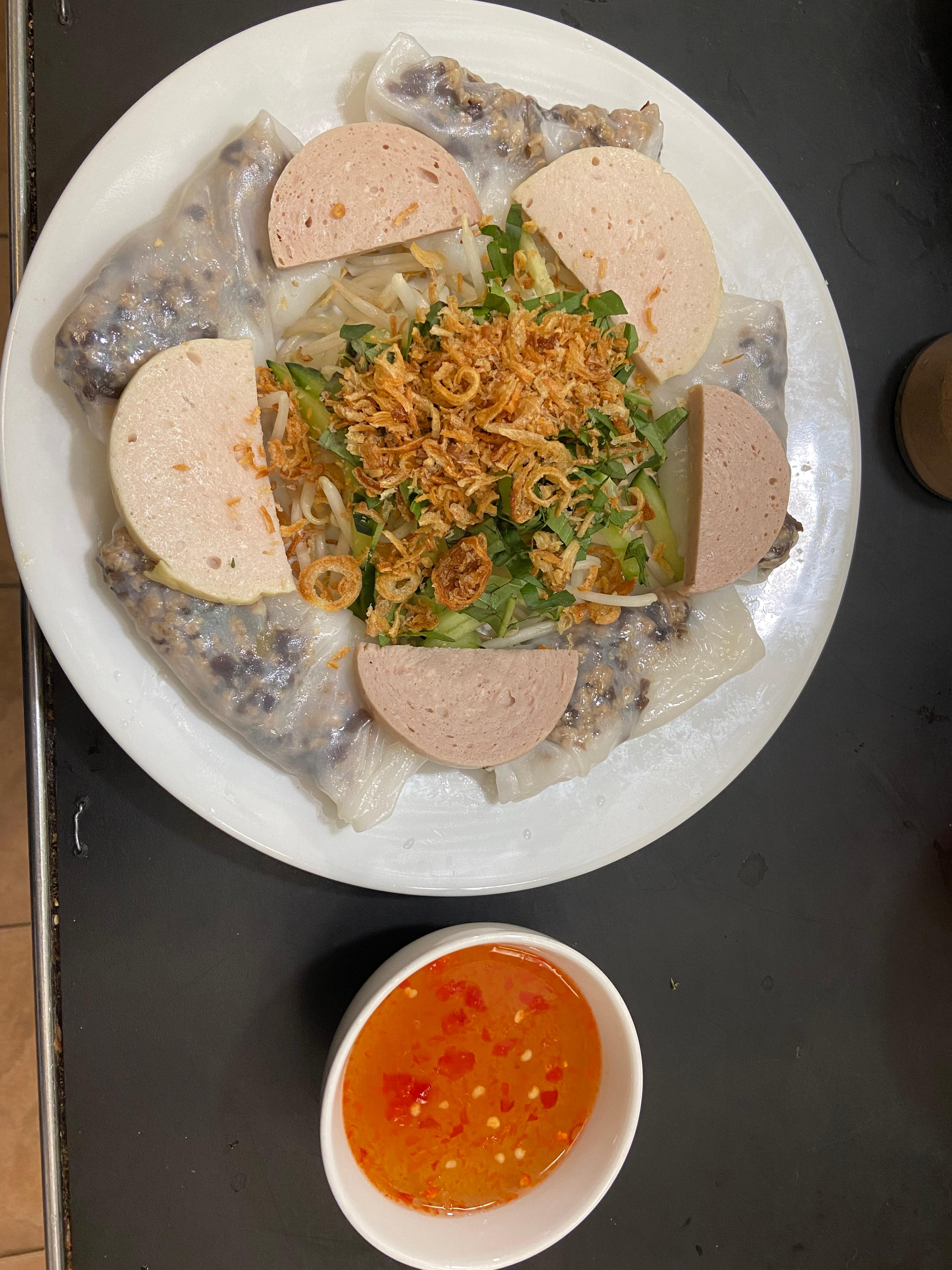 N6 - Bánh Cuốn - Steamed Roll Rice Pancake.
