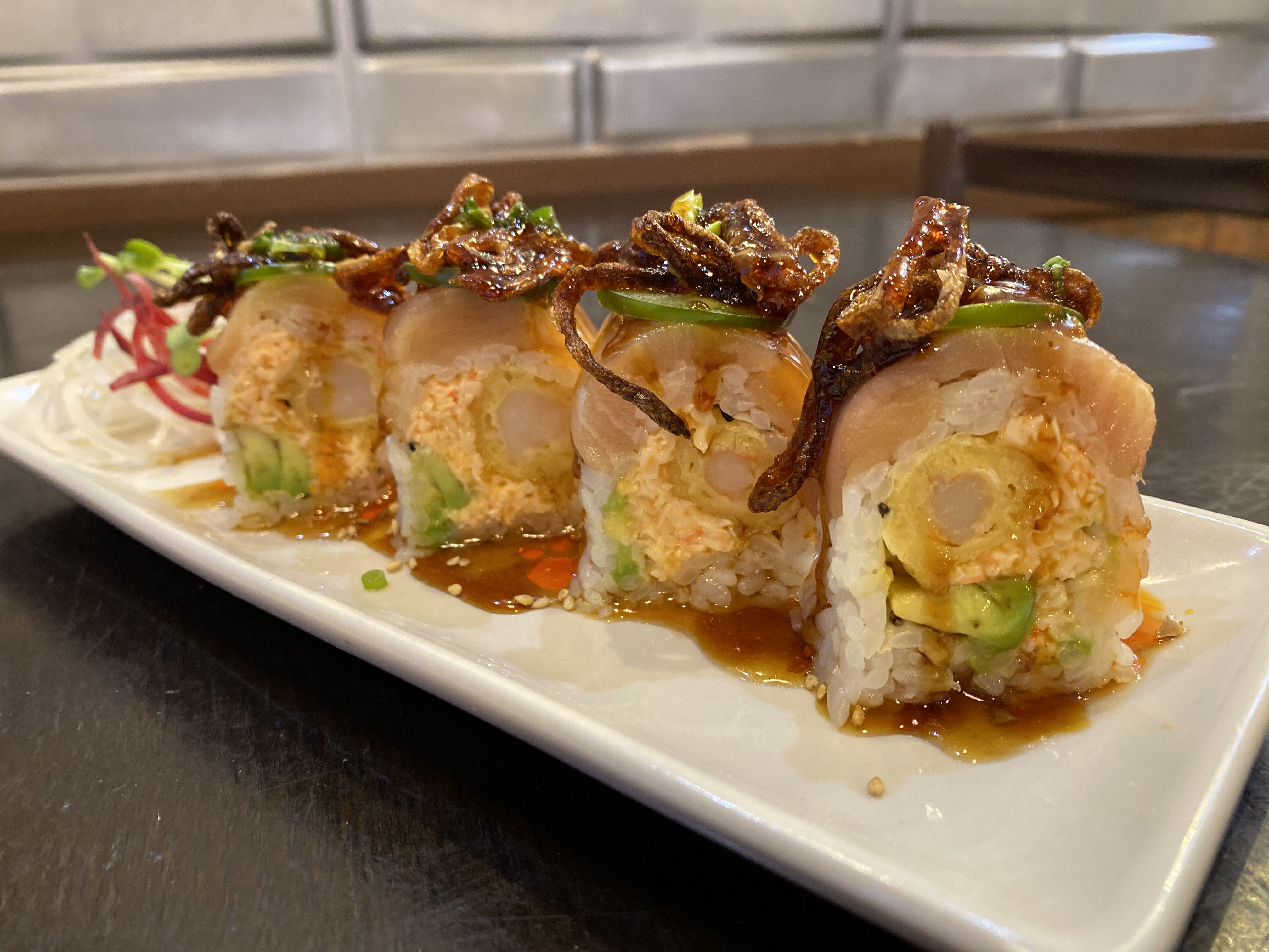 Albacore Killer rolls(soy paper).