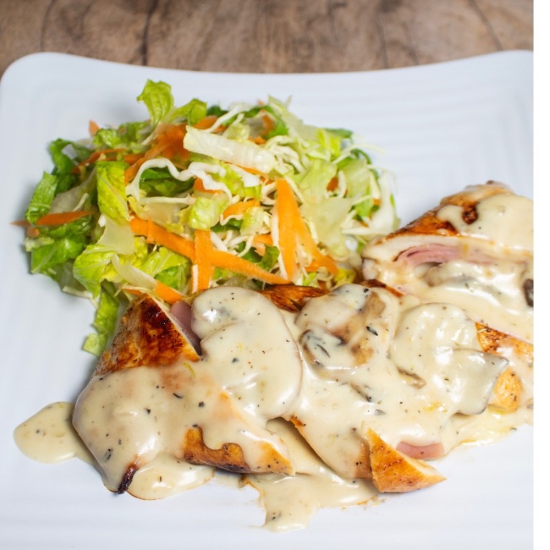 Chicken Salad / Ensalada de Pollo.