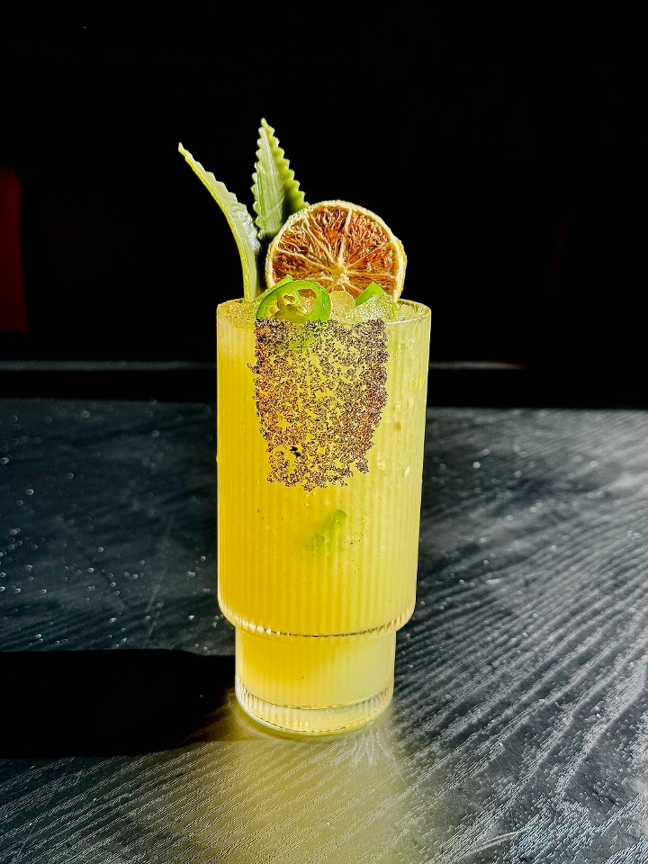 TO-GO Spicy Pineapple.