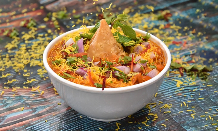 Samosa Ragada.